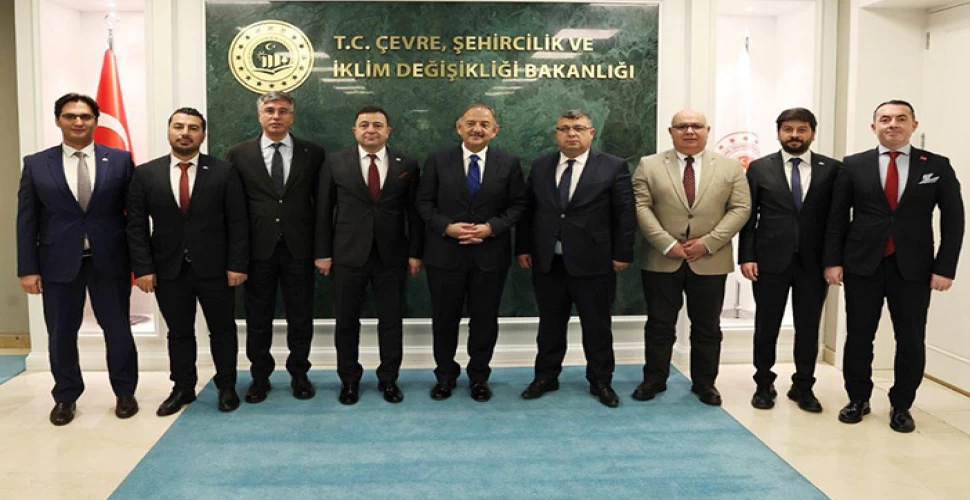 Kayseri OSB Yönetimi, Bakan Özhaseki’yi Ziyaret Etti