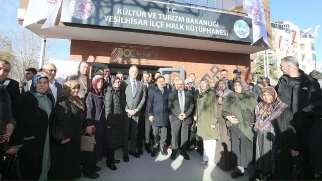 Yeşilhisar Halk Kütüphanesi açıldı