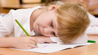 Fark Edilmeyen Görme Sorunları Çocuklarda Akademik Başarıyı Etkileyebilir